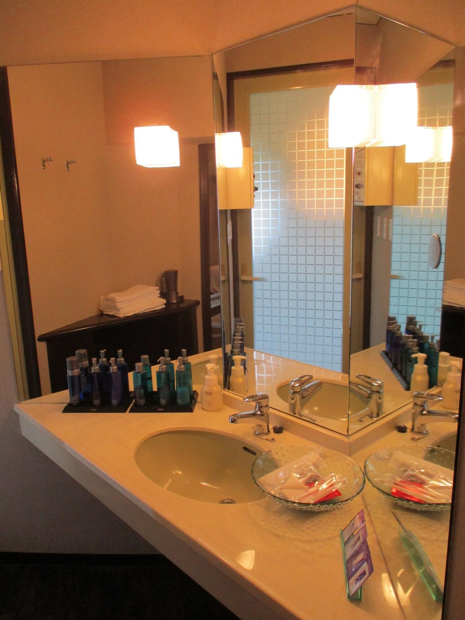 Rycom Crystal Hotel Okinawa المظهر الخارجي الصورة