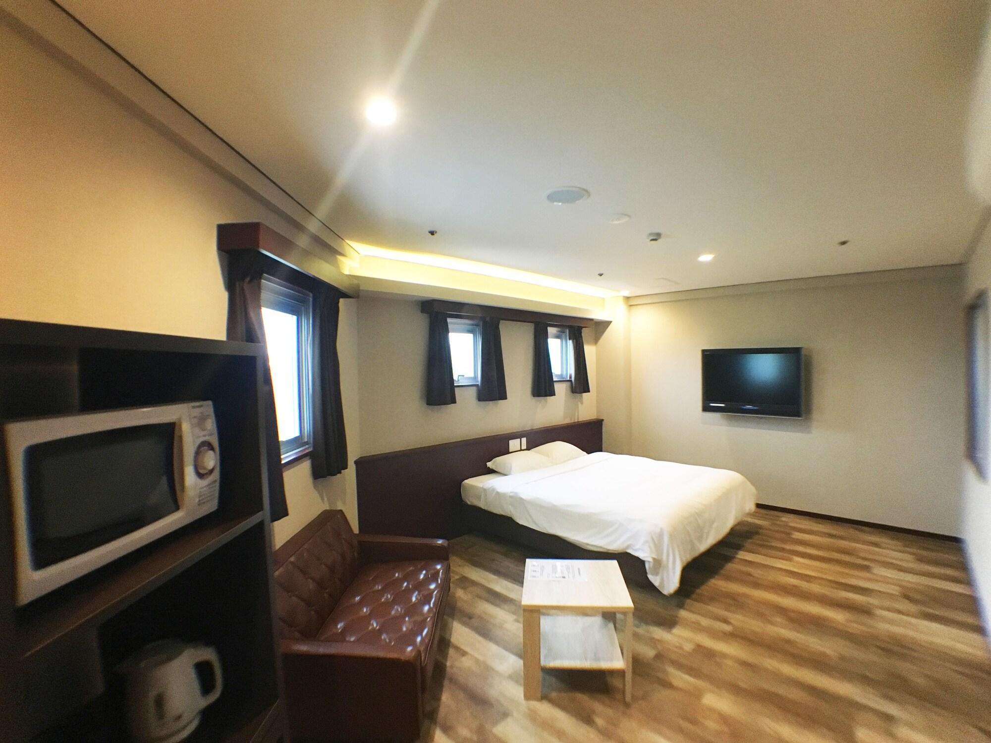 Rycom Crystal Hotel Okinawa المظهر الخارجي الصورة